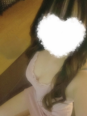 みな 女神の手